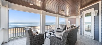 Spectacular Ocean Front home