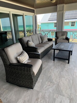 Property grounds - Spectacular Ocean Front home (Flagler Beach)