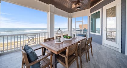 Spectacular Ocean Front home