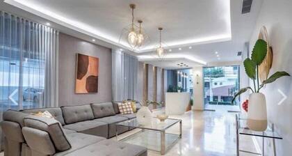 Exclusive 2 bed Apt. Evaristo Morales