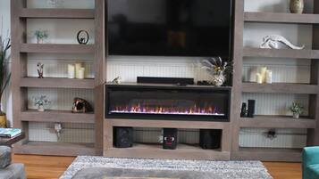 Smart TV, DVD player