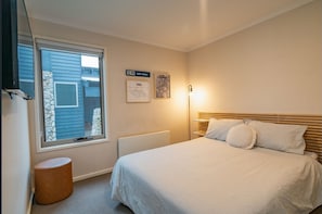3 chambres, fer et planche à repasser, accès au Wi-Fi (inclus)