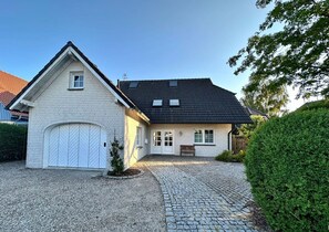 Exterior - Mühlenstrasse 15 EG - comfortable and modern vacation apartment on the first floor in (Zingst)