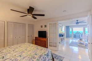 1 dormitorio, tabla de planchar con plancha, wifi gratis y ropa de cama