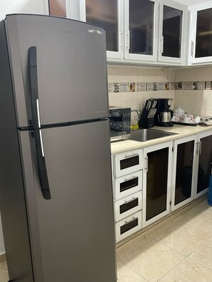 Fridge, microwave, oven, dishwasher - Marant's Lodge #2 (Puerto Plata)