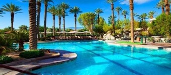 Coachella & Stagecoach 2022 @ Westin Mission Hills Resort Villas- sleeps 8!