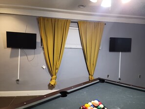 Spielezimmer