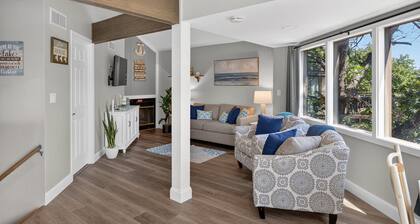 Holiday Shores 23 - Beautiful Villa with Resort Amenities!