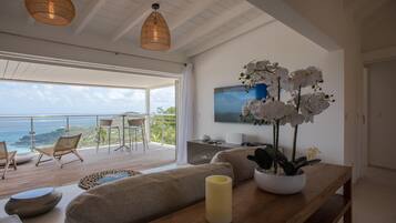 Télévision, livres, chaßne hi-fi