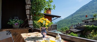 Nice apartment for 5 guests with WIFI, TV, balcony and pets allowed