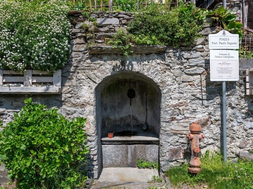 Joli appartement pour 5 personnes avec WIFI, TV, balcon et animaux admis