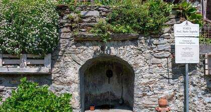 Joli appartement pour 5 personnes avec WIFI, TV, balcon et animaux admis