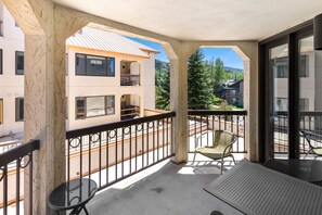 Property grounds - Walk-to-Lift Condo with Gas Fireplace, Balcony & Shared Hot Tub/Pool/Garage (Steamboat Springs)