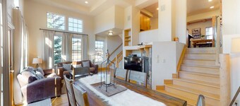 Tree-Lined Townhome Downtown w/Private Hot Tub, Slope Views, Fireplace, WiFi