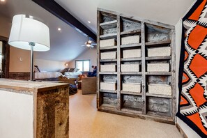 Interior - Sunlit Lodge on the Elk River with Water Access & Firepit - Great for Fishing (Steamboat Springs)