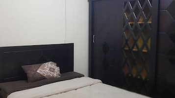 2 bedrooms, free WiFi