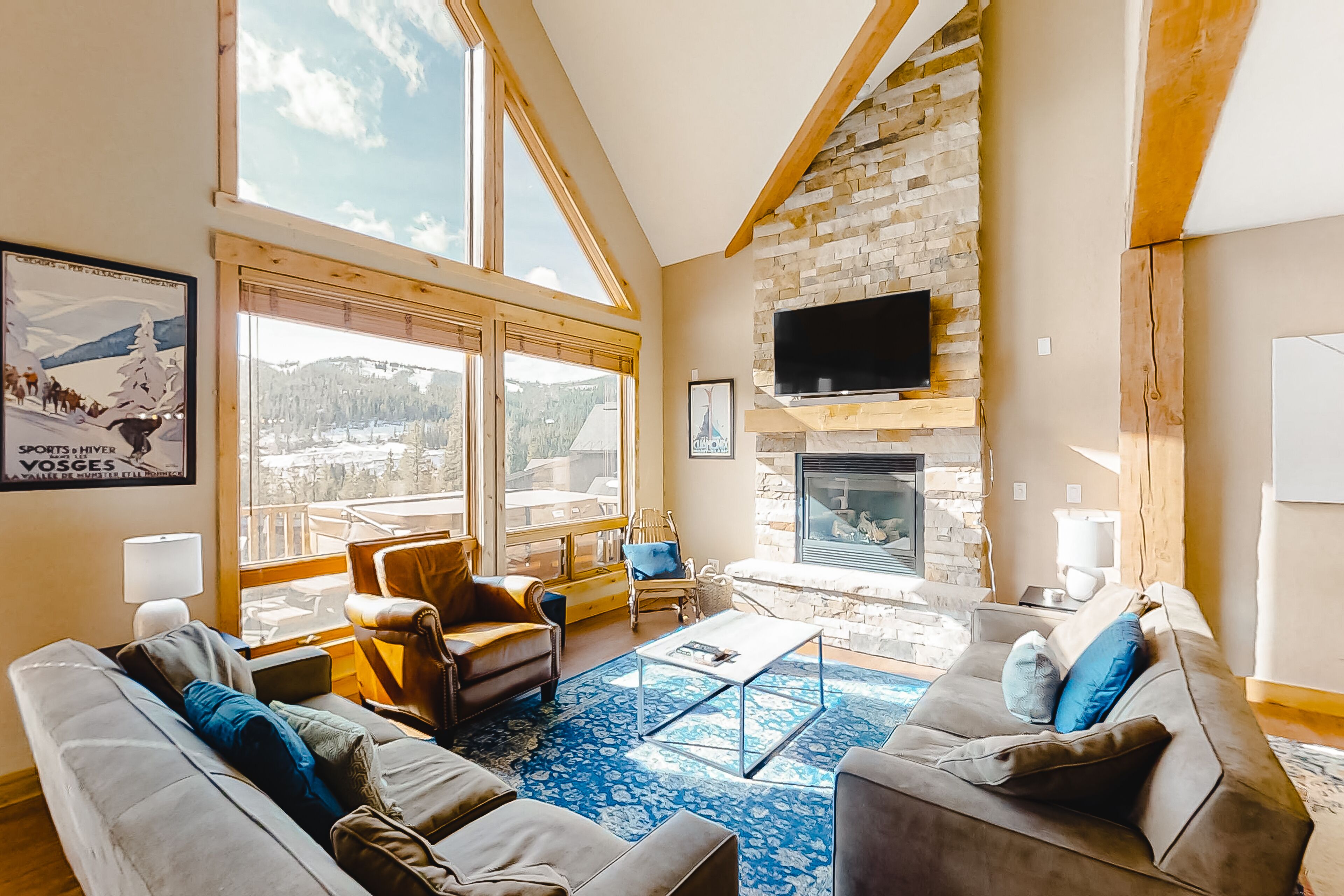 Upscale Retreat w/Mountain Views, Private Hot Tub - Walk to Winter Park Lift