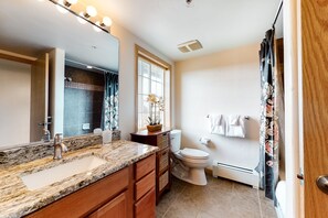 Hair dryer, towels