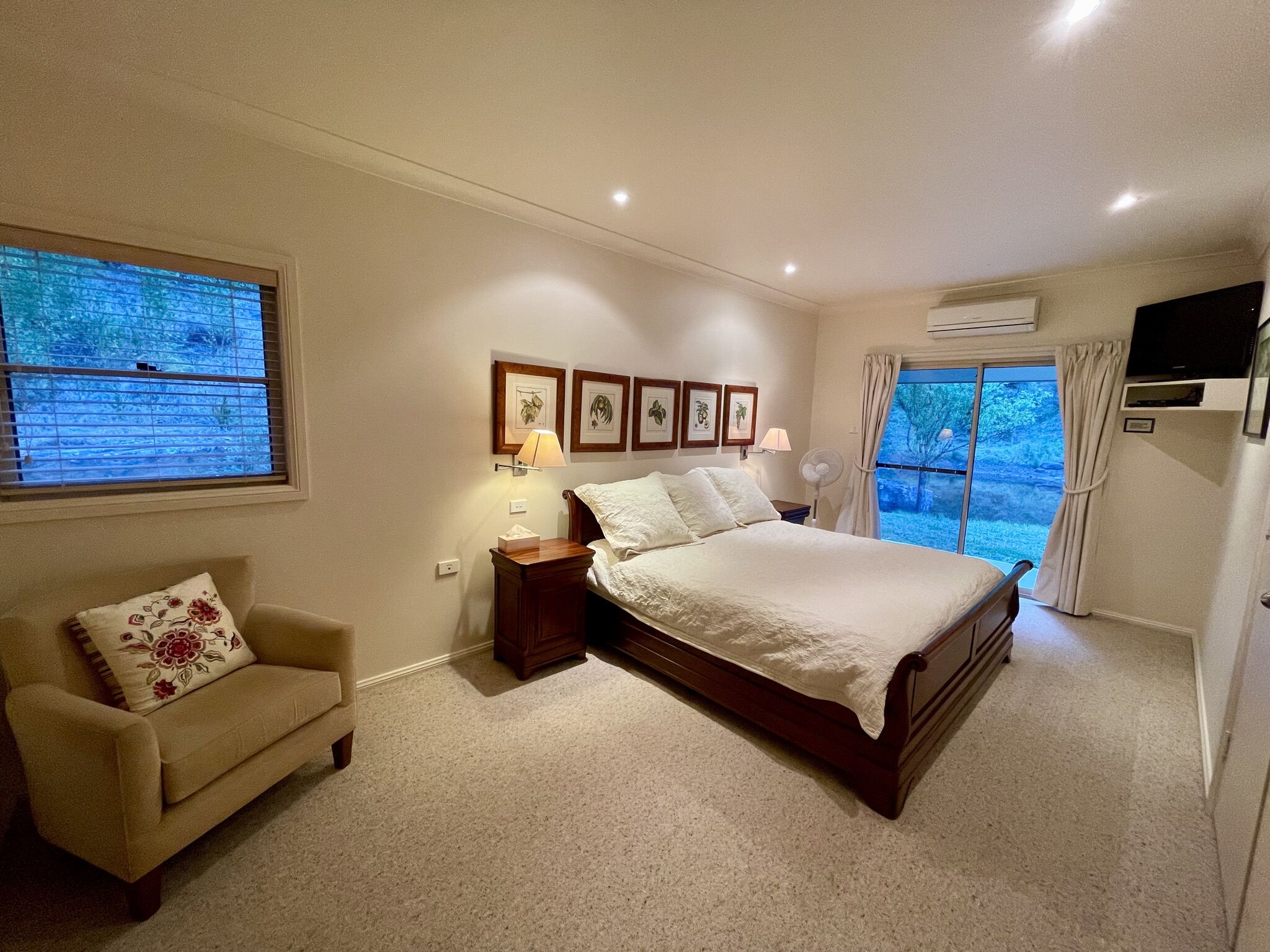Bellbird Valley Farmhouse — image 6