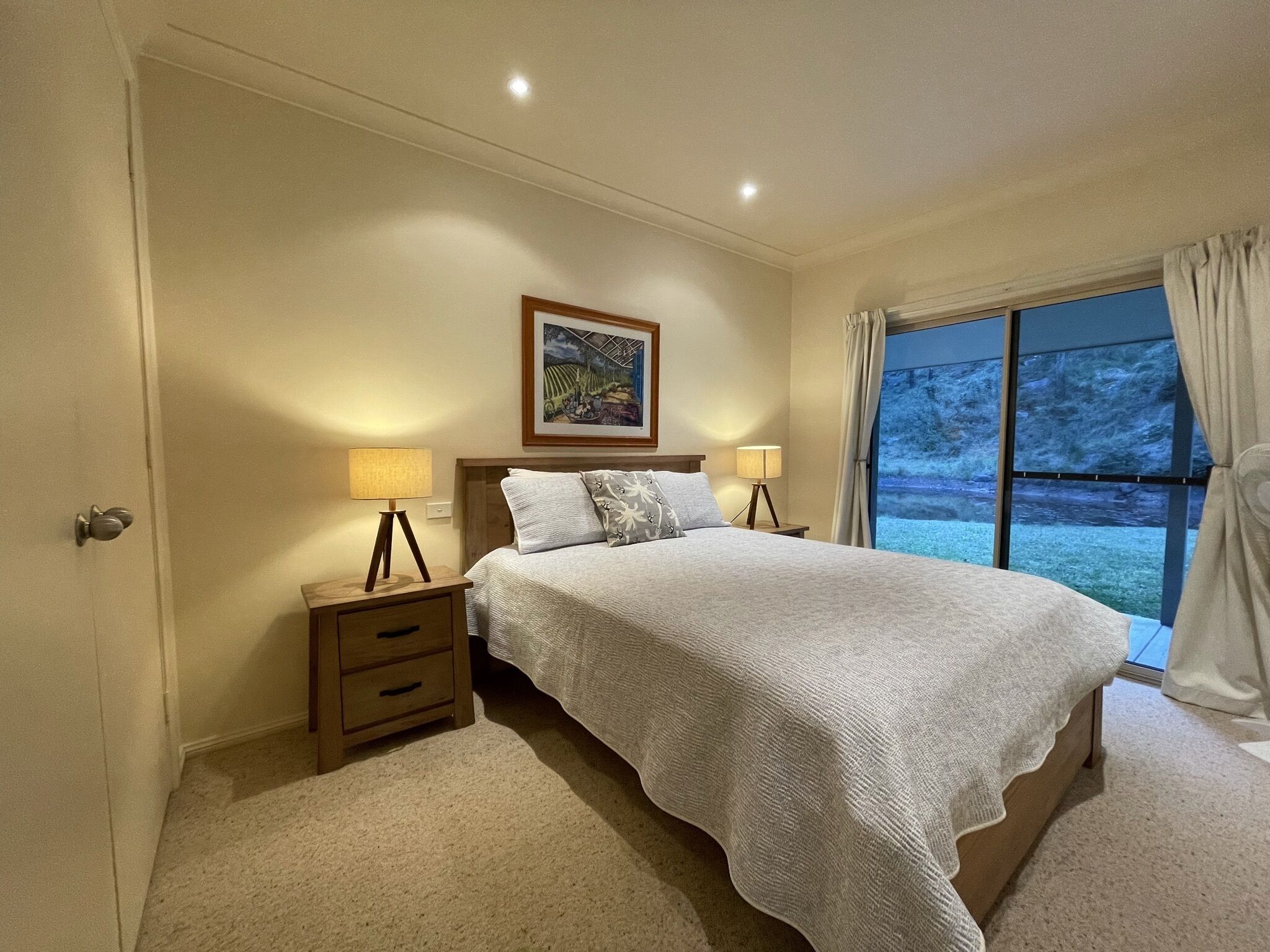 Bellbird Valley Farmhouse — image 8