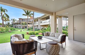 Property grounds - Maui Resort Rentals: Luana Garden Villas 16B – Modern 3BR Villa at Kaanapali’s Newest Luxury Residences! (Lahaina)