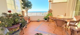 "Oasis" Apartment near the Beach with Sea View, Pool, Wi-Fi, and Terrace