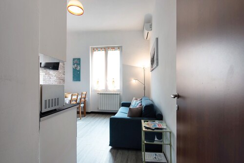 Ferienwohnung "Bilocale Cilea con Balcone" mit Balkon und Klimaanlage