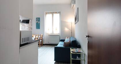 Ferienwohnung "Bilocale Cilea con Balcone" mit Balkon und Klimaanlage
