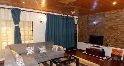 Stunning Villa in private compound in Nairobi, KE