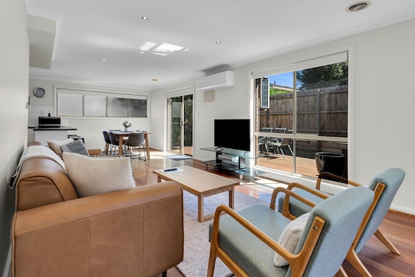 Smart TV, DVD player, offices