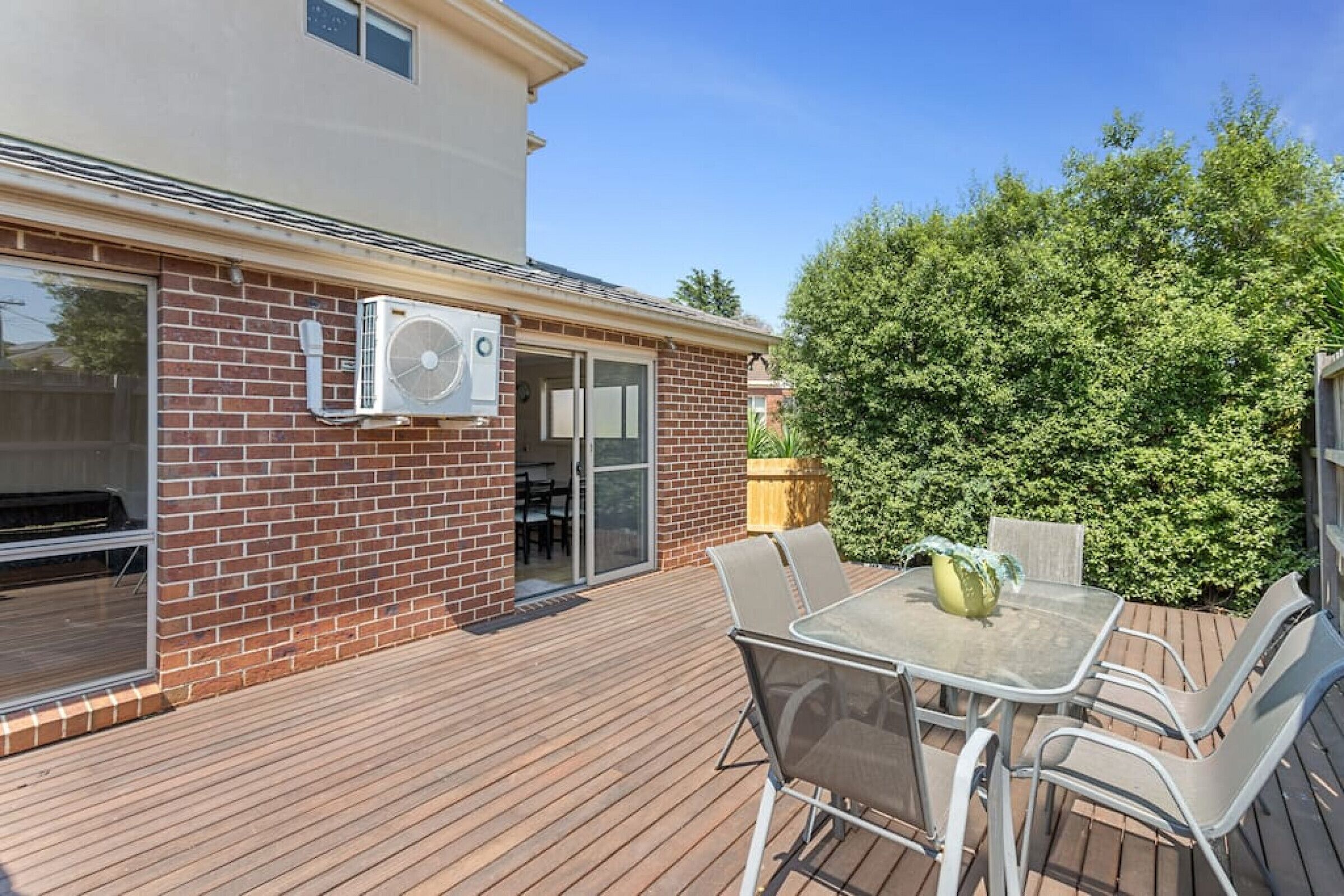 Airport West Stunner by Ready Set Stay- Close to Melb Airport & Pet Friendly — image 6