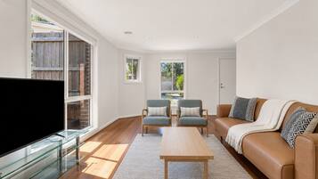 Smart TV, DVD player, offices