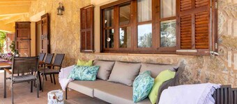 Charming villa with private pool near Can Picafort