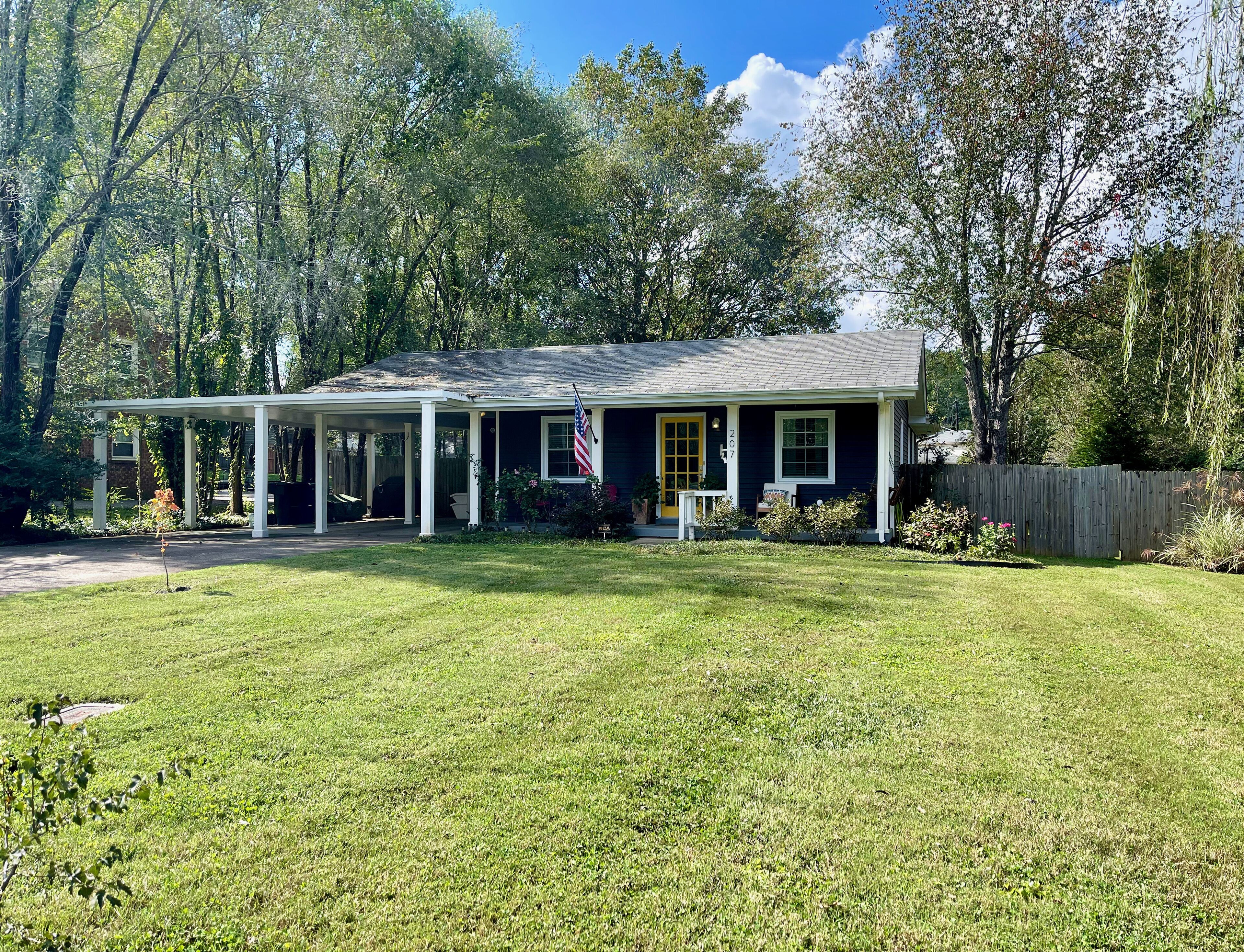 Cozy & Pet Friendly Franklin Home