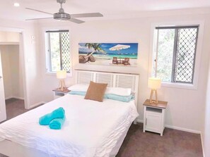3 bedrooms, iron/ironing board, free WiFi, bed sheets