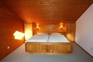 2 soverom, internettilgang og sengetøy