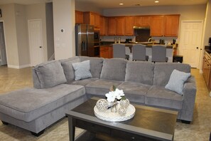 Living area - Moon Shadow. (Indio)