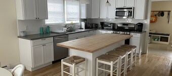 Recently built and renovated classic Nantucket style home 4BR and 3BA