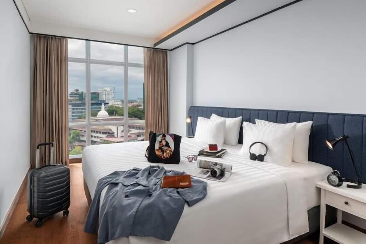 2 dormitorios, escritorio, wifi gratis y ropa de cama