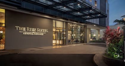 The Reiz Suites, Artotel Curated