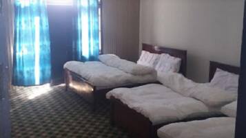 Habitació doble Deluxe | Planxa i posts de planxar, wifi gratuïta i roba de llit