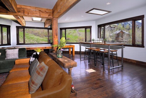 Whetstone Wonder, Views! Pet Friendly, Hot tub