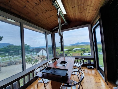 Basic Room, 5 Bedrooms (byeoljang) | Exterior