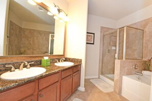 Condo, 3 Bedrooms | Bathroom