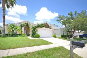 House, 3 Bedrooms | Exterior