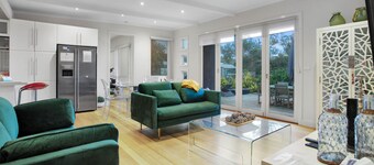 Bella Rye by Ready Set Stay - Pet friendly and close to the beach