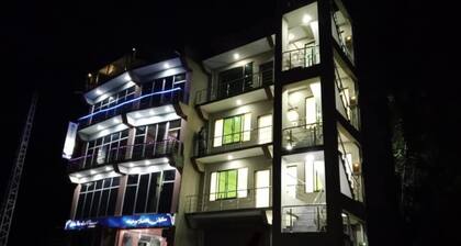 Golden Bite Hotel And Restaurant