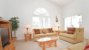Living room - Highgate Haven (Davenport)