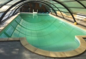 Piscine extérieure, piscine chauffée