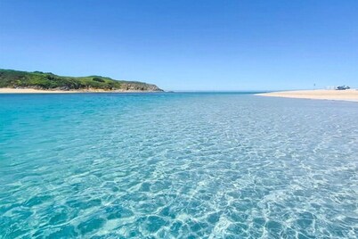 Family friendly home 100m from the beach